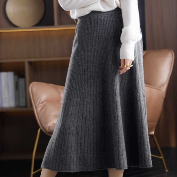 Wool Knitted Stretch Mid-length Cashmere Pleated Skirt - Image 4