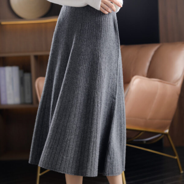 Wool Knitted Stretch Mid-length Cashmere Pleated Skirt - Image 3