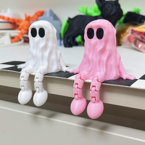 3D Printing Halloween Ghost Movable Joint Ornaments - Image 3