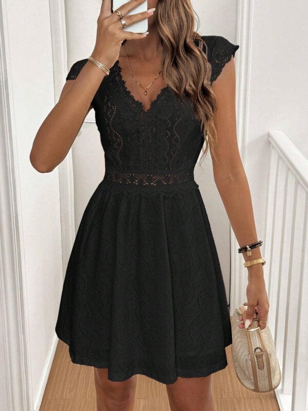 Knitted Jacquard Hollow Out V-neck Stretch Lace Skirt Dress - Image 8