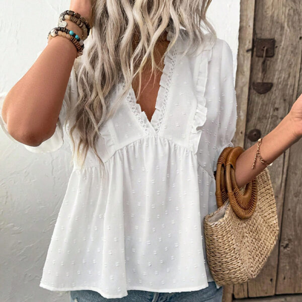 Women's Cut Flower Fur Ball Short-sleeved Lace Shirt - Image 4