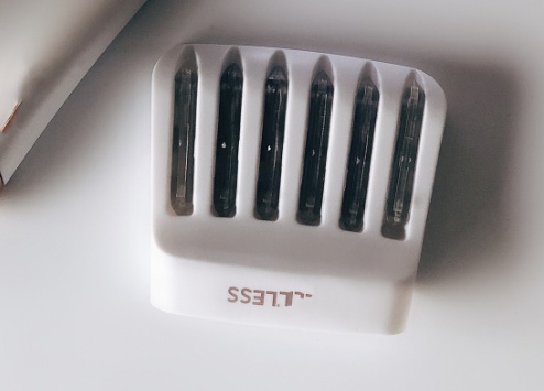 Flawless dermaplane glo hair remover - Image 8