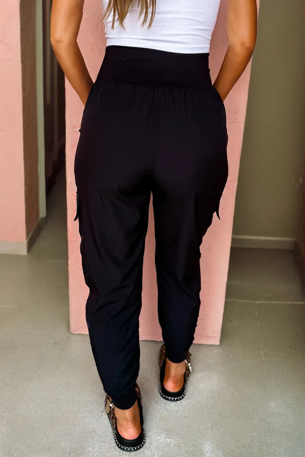 Black Elastic High Waist Pocketed Cargo Jogger Pants - Image 4