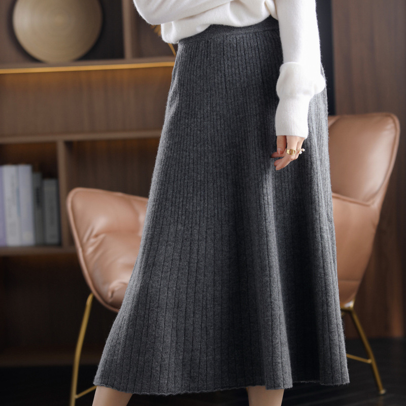 Wool Knitted Stretch Mid-length Cashmere Pleated Skirt - Image 2