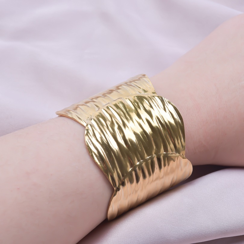 European And American Adjustable Stainless Steel Bracelet - Image 5