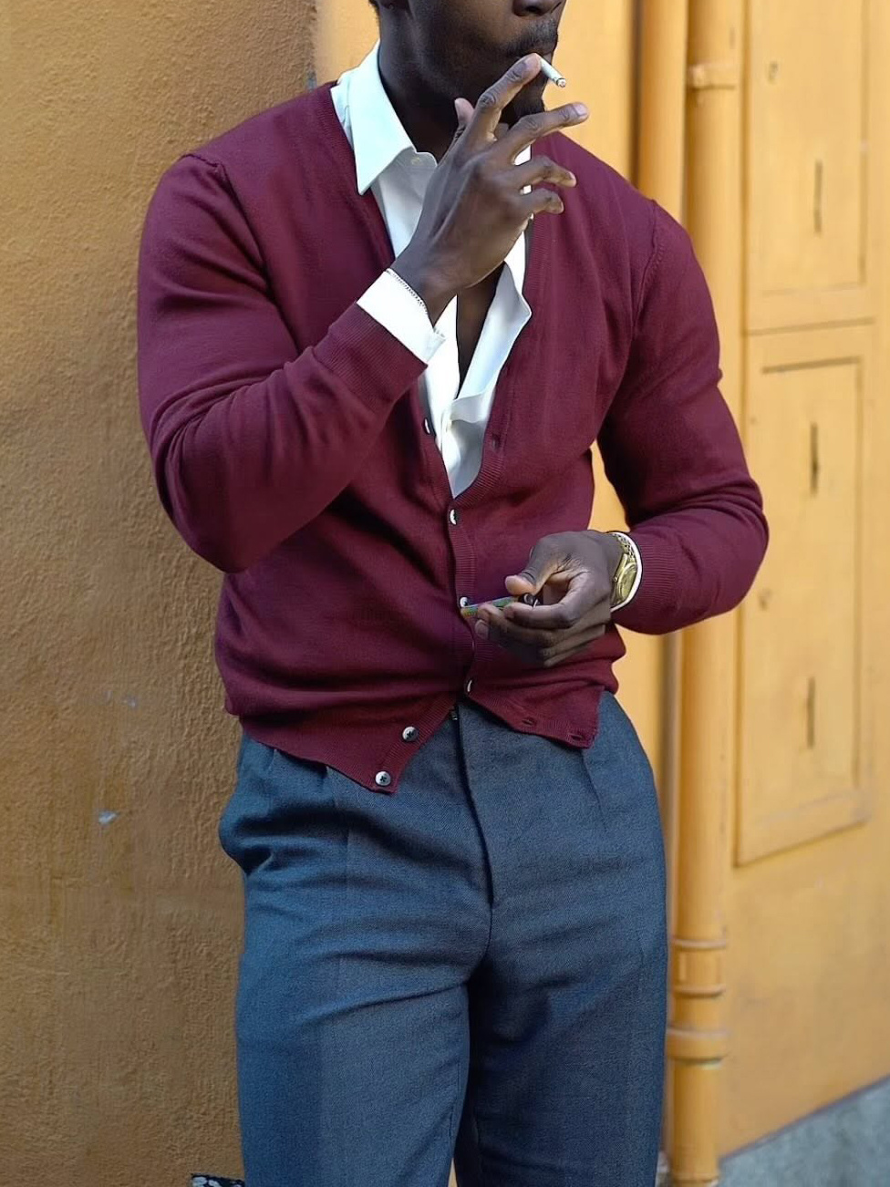 Burgundy V -Neck Button-Front Knit Cardigan