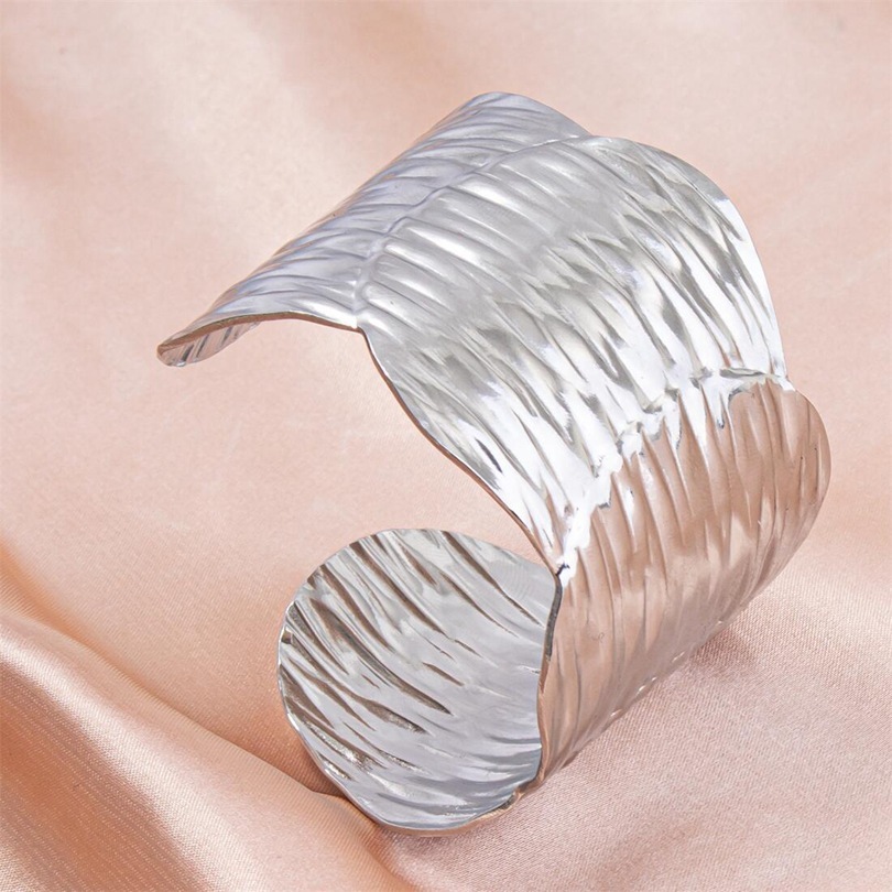 European And American Adjustable Stainless Steel Bracelet - Image 4