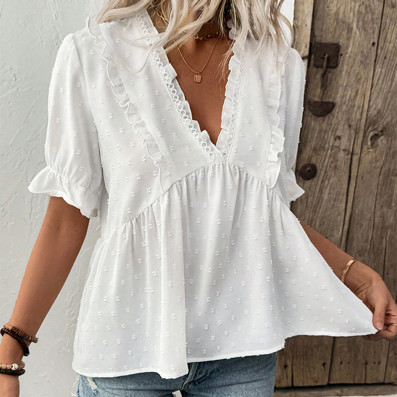 Women's Cut Flower Fur Ball Short-sleeved Lace Shirt - Image 4