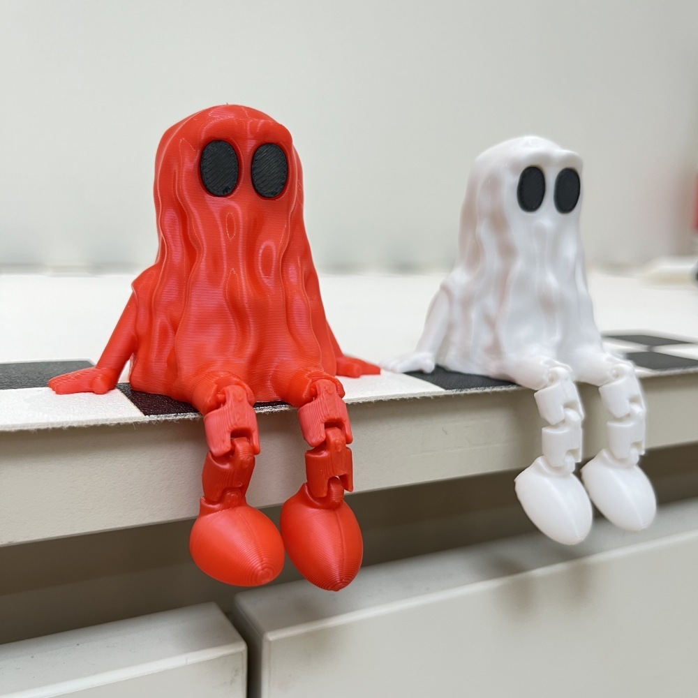 3D Printing Halloween Ghost Movable Joint Ornaments - Image 3