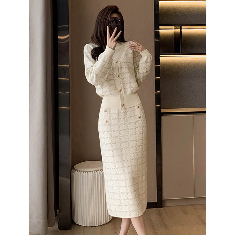 New Sweaters Skirt Two-piece Suit For Women - Image 6