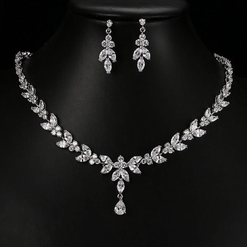 Simple White Bride Zircon Set Women