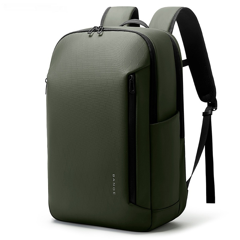 Men's Lightweight And Large Capacity Backpack - Image 2