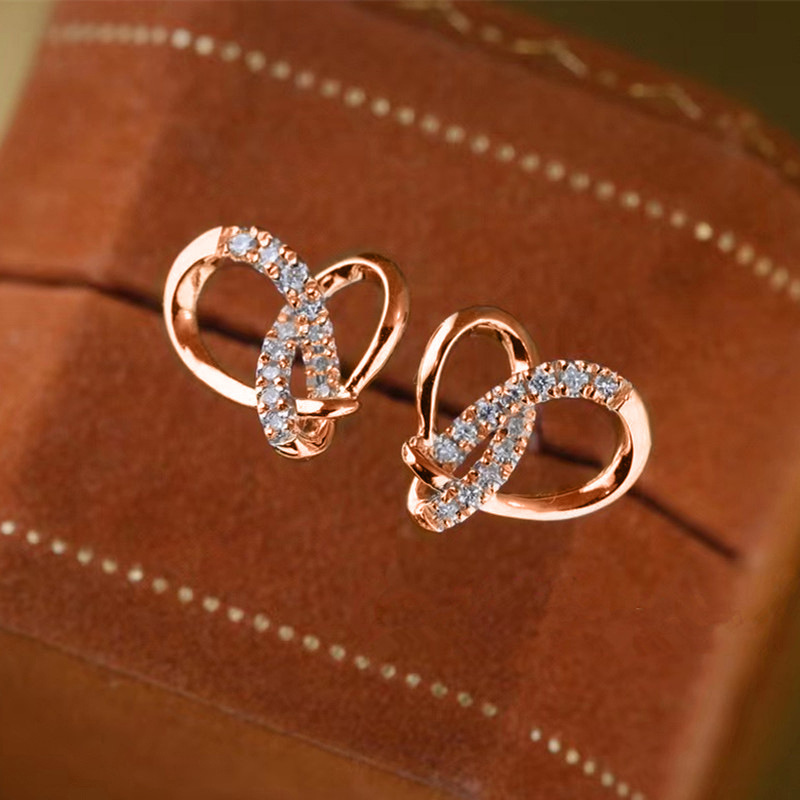 Simple Winding Triangle Micro Inlaid Romantic Heart-shaped Earrings - Image 4