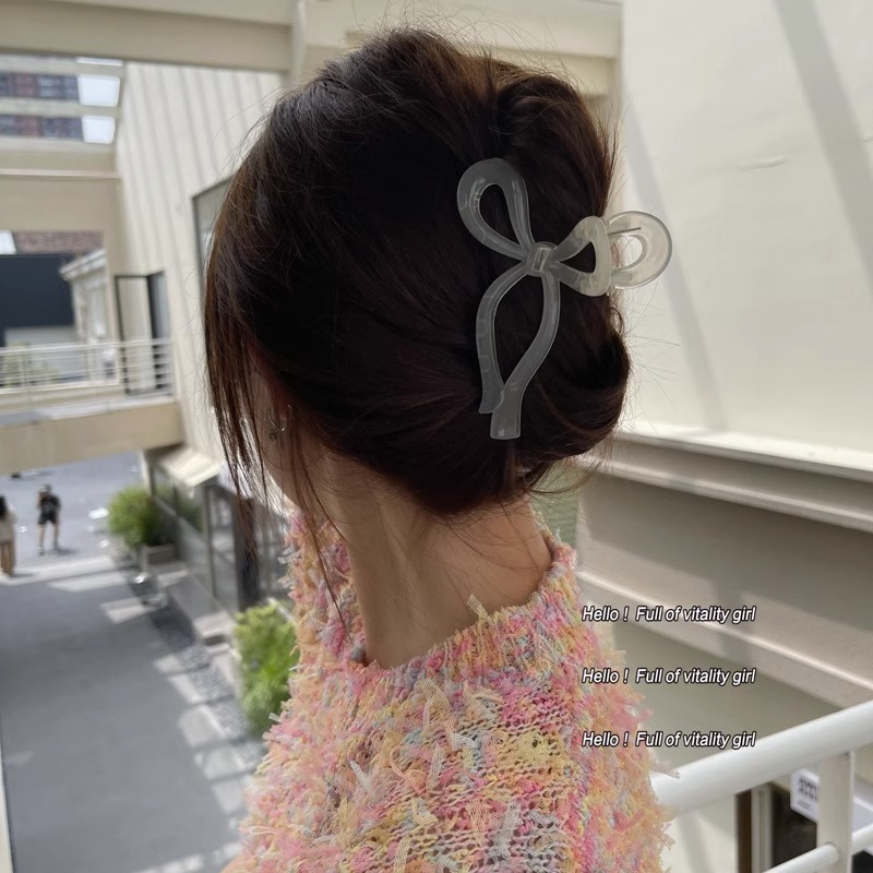 Acrylic Bow Claw Clip - Image 3