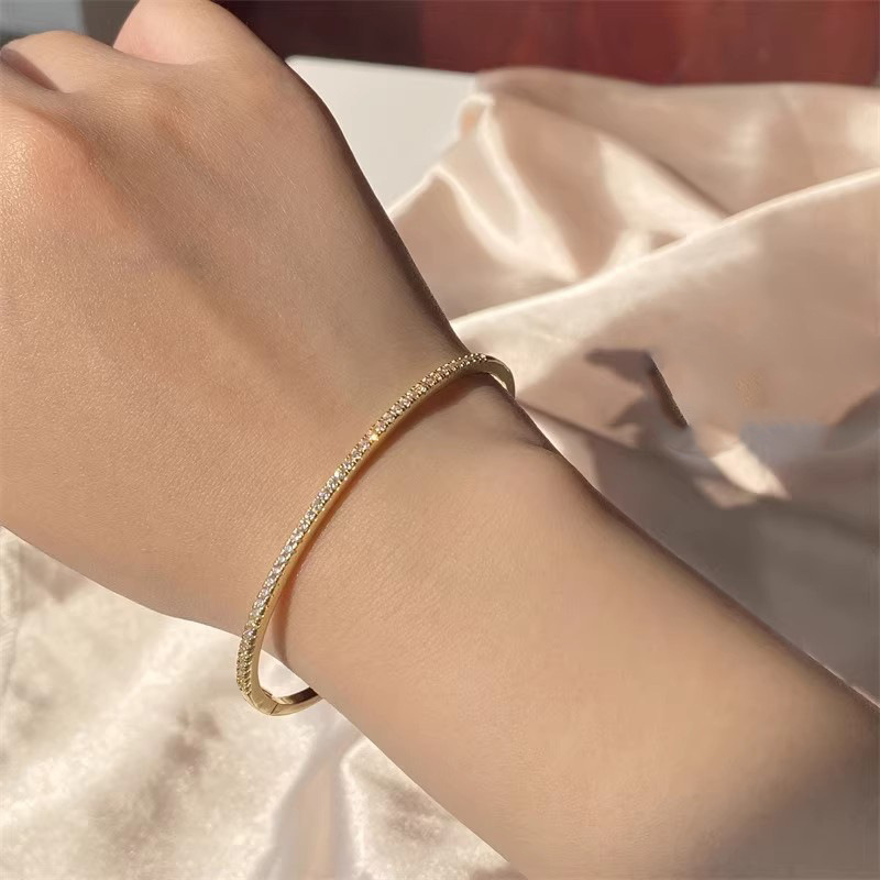 Half Circle Diamond Bracelet Female Affordable Luxury Fashion Niche Exquisite Diamond In The Debris - Image 5