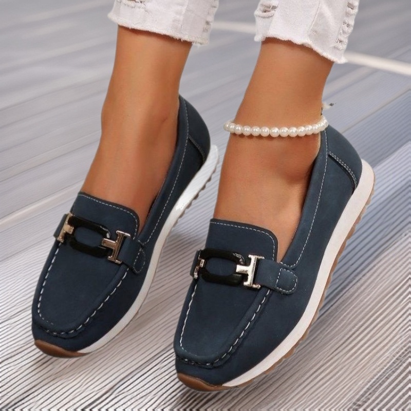 Women's Platform Metal Chain Casual Sneaker