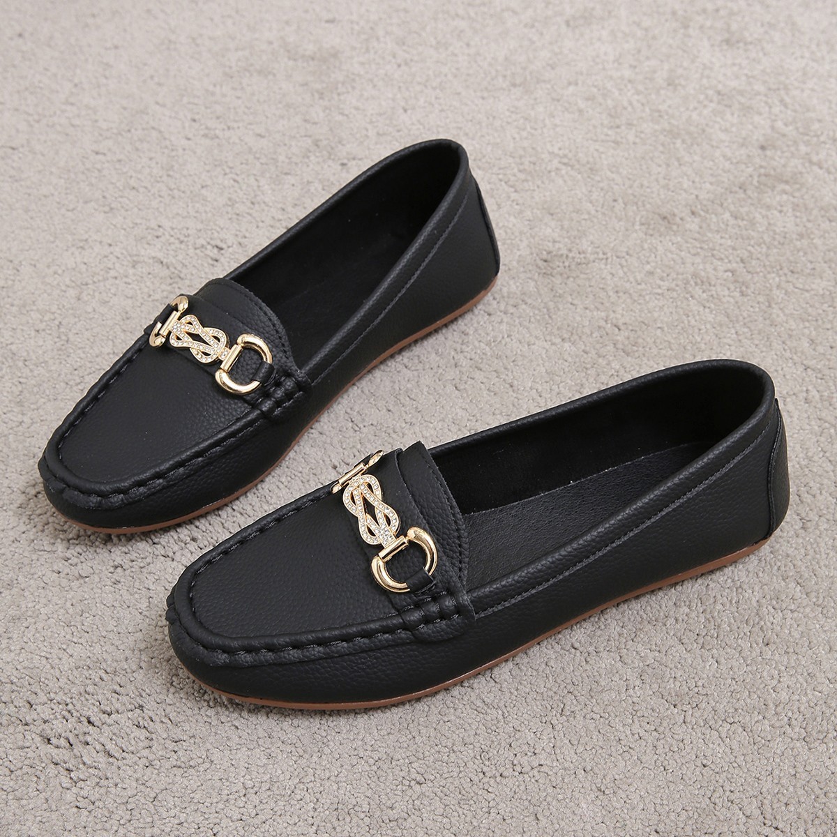 Women's Chain Slip-on Lofter Casual Outdoor Flat Shoes - Image 9