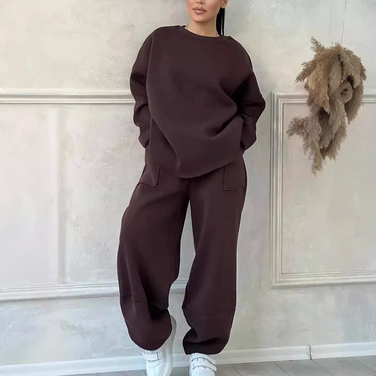 Women's Autumn And Winter Casual Loose Round Neck Long-sleeved Sweater Trousers Suit - Image 7