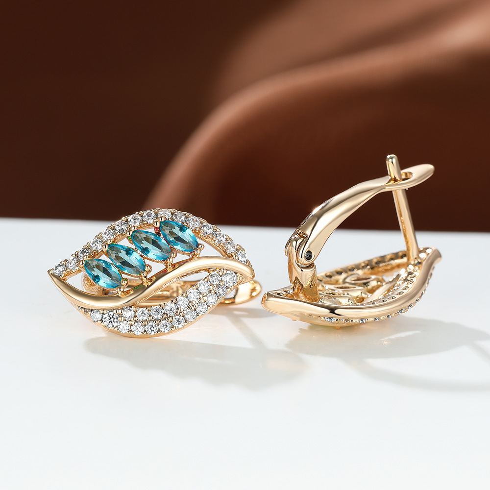 Ins Leaf-shaped Rhinestones Earrings Fashion Unique Zircon-encrusted Stud Earrings Women's Jewelry - Image 7