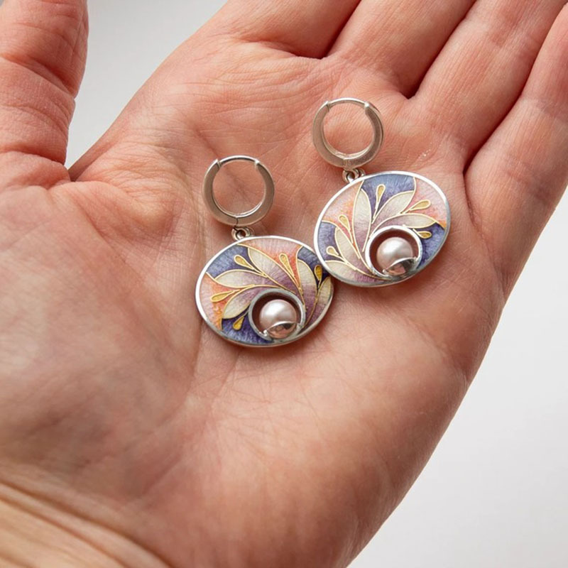 Fashion Exquisite Flower Enamel Pearl Earrings - Image 5